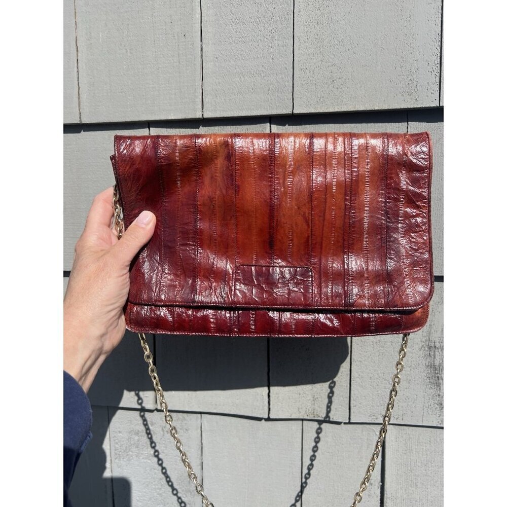 Vintage 70s Sunco burnt caramel eel skin leather gold chain shoulder bag luxury